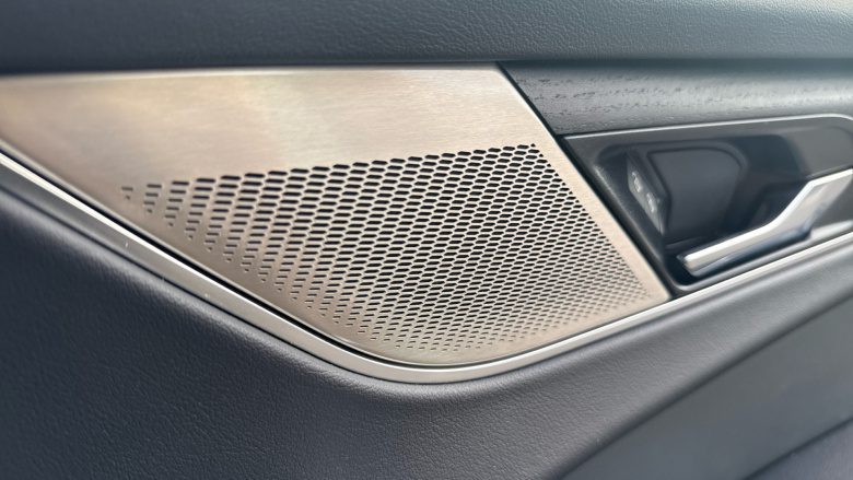 Jaguar F-Pace 2.0 P250 R-Dynamic Black 5dr Auto AWD Petrol Estate